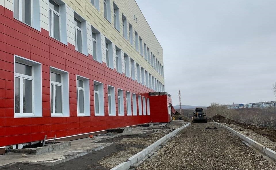 Дорогу к школе №33 в столице Камчатки приведут в порядок после завершения строительства учебного корпуса
