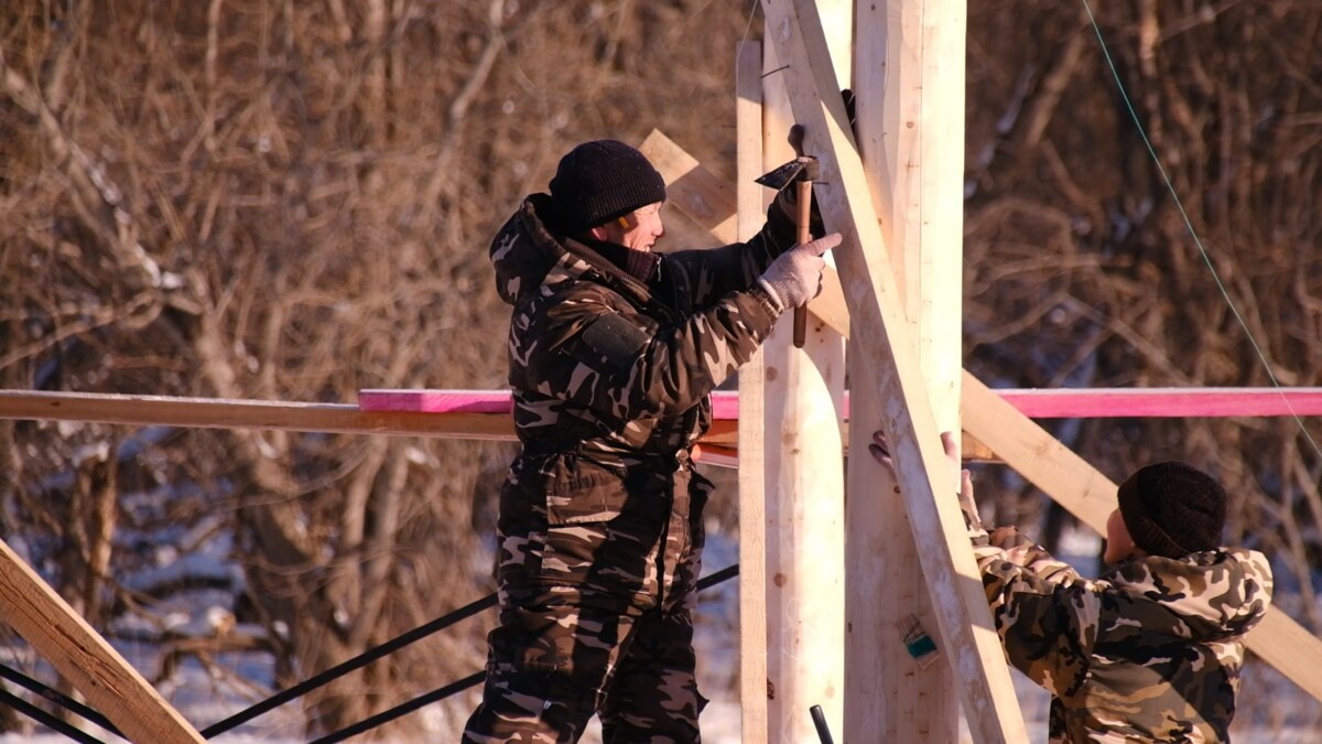 На Камчатке началось благоустройство набережной реки Авачи